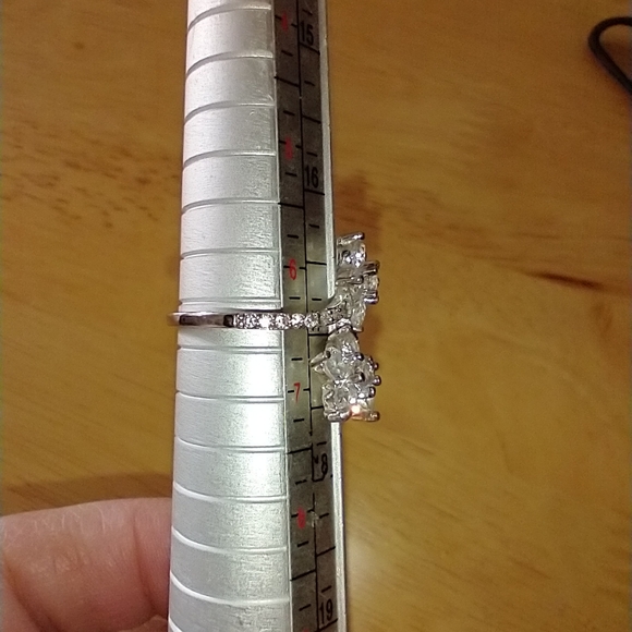 925 Silver Double Flower Ring - Picture 6 of 13